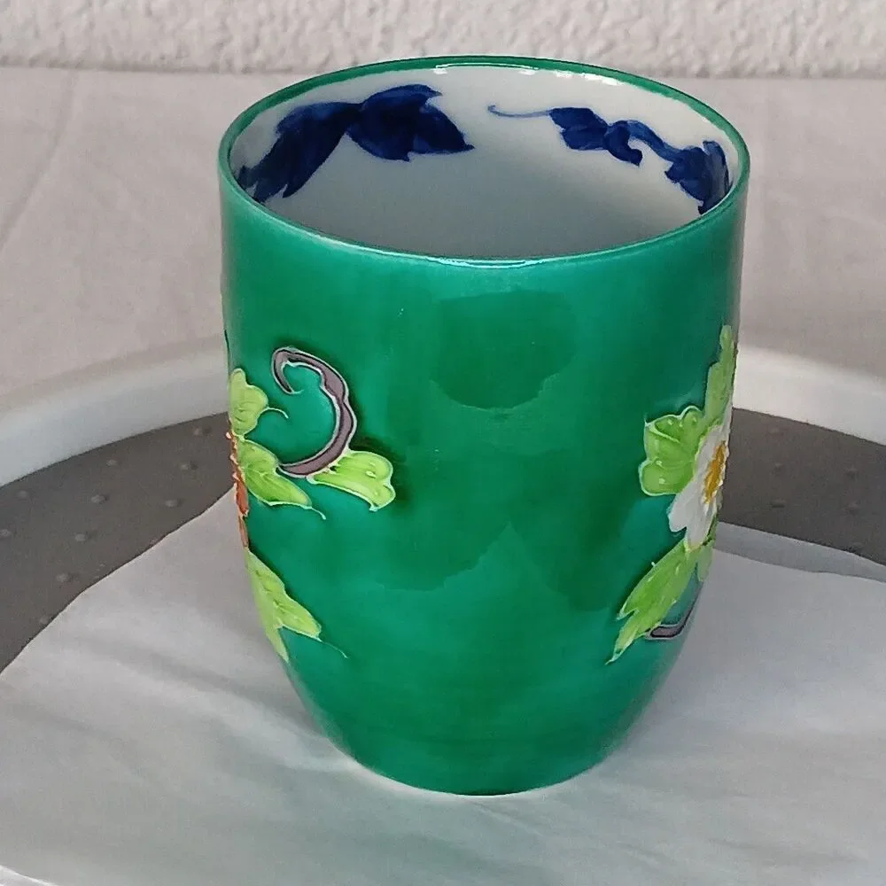 Japanese Kutani Ware Ceramic Teacup Yunomi Emerald Green Heavy Glaze 3.5